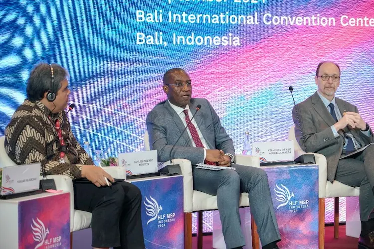 Forum Indonésie-Afrique : Le VPM Guylain Nyembo a été très sollicité lors…